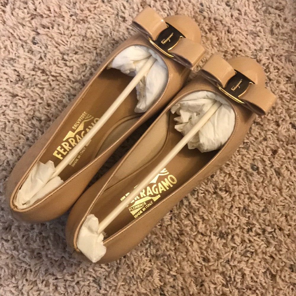 Salvatore Ferragamo Vara Low Heel